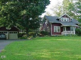 150 Stonehouse Rd, Trumbull, CT 06611