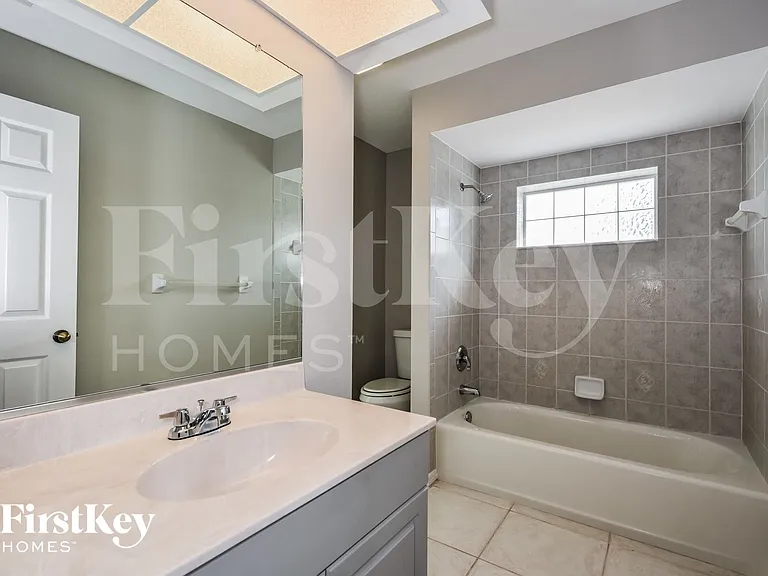 1017 SE 5th Ave — Photo 13