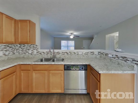 4th image of 2137 Erin Ln