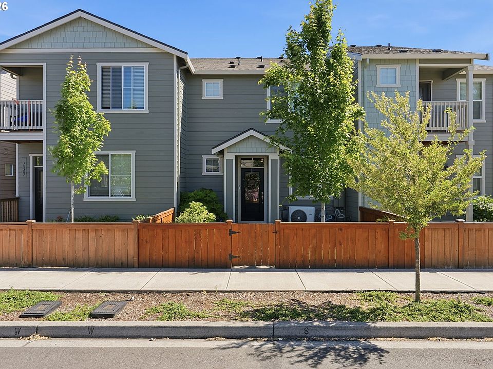 1st image of 15505 NE 72nd Way