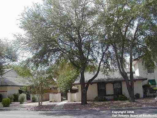 1st image of 5854 ROYAL RIDGE DR #NA