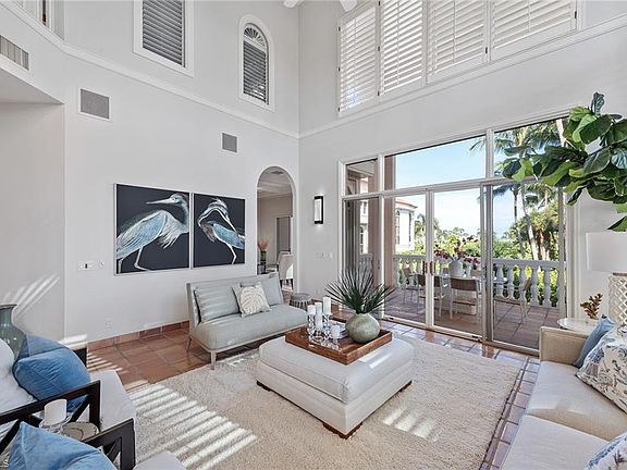 2nd image of 3961 Gulf Shore Blvd #33