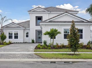 17555 Glistening Ct, Venice, FL 34293