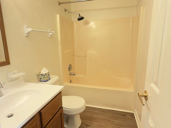 3rd image of 11414 S Preston Hwy #3