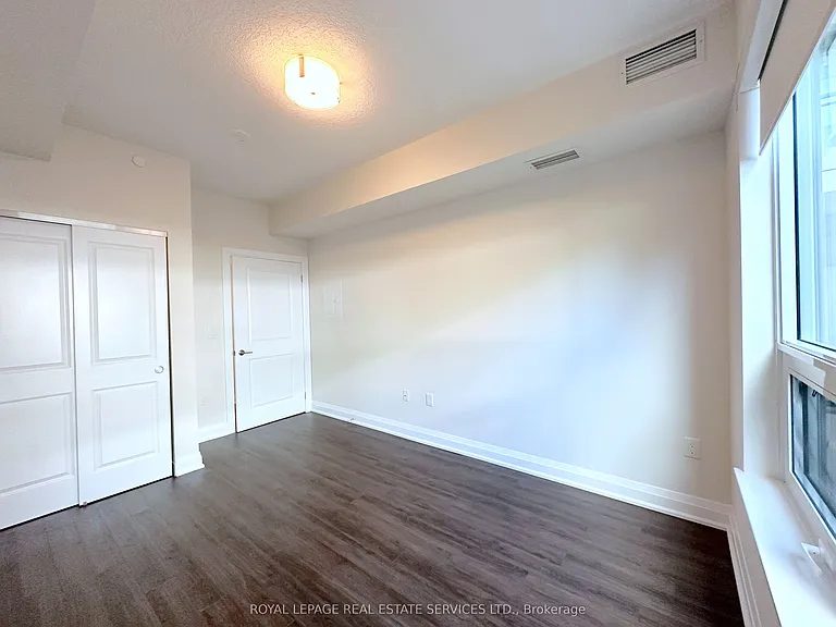 2333 Taunton Rd #101 — Photo 8