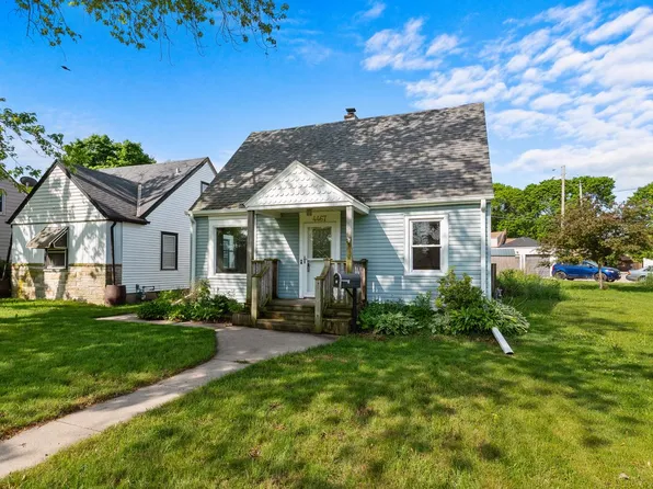 4467 South Nicholson AVENUE, Saint Francis, WI 53235