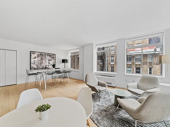 3rd image of 90 John St #815