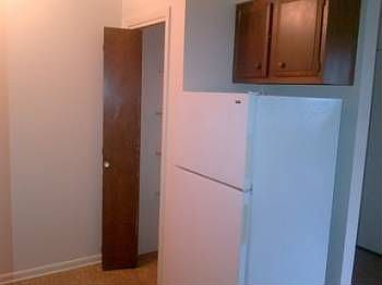 2nd image of 111 W Park St APT 1