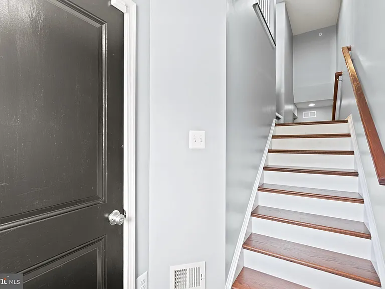 7965 Trailview Crossing Gln — Photo 3