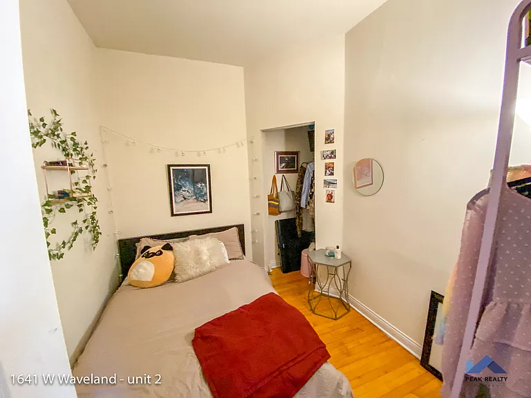 1641 W Waveland Ave — Photo 8