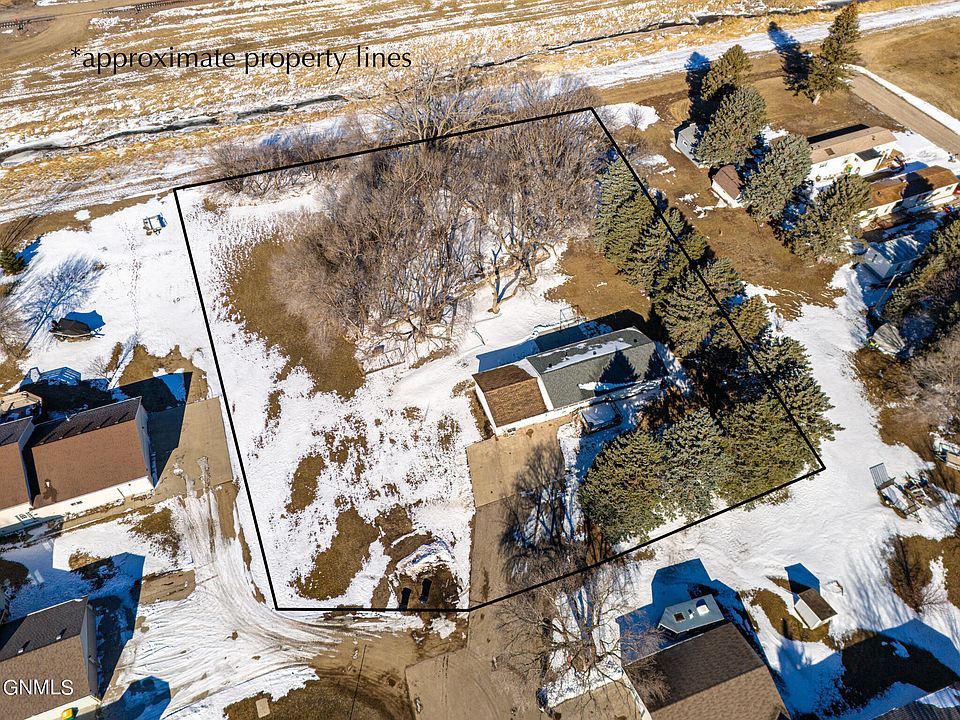1st image of 161 3rd St S