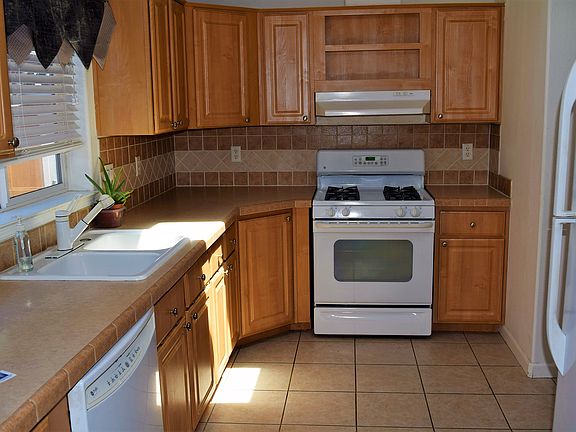 2nd image of 1225 Vienna Dr Spc 152