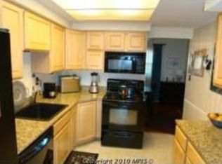 232 Greenfield Ct, Sterling, VA 20164