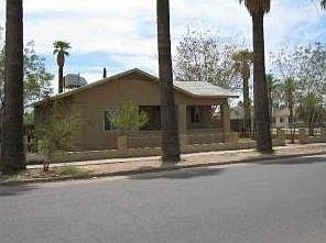 Street Parking in Front