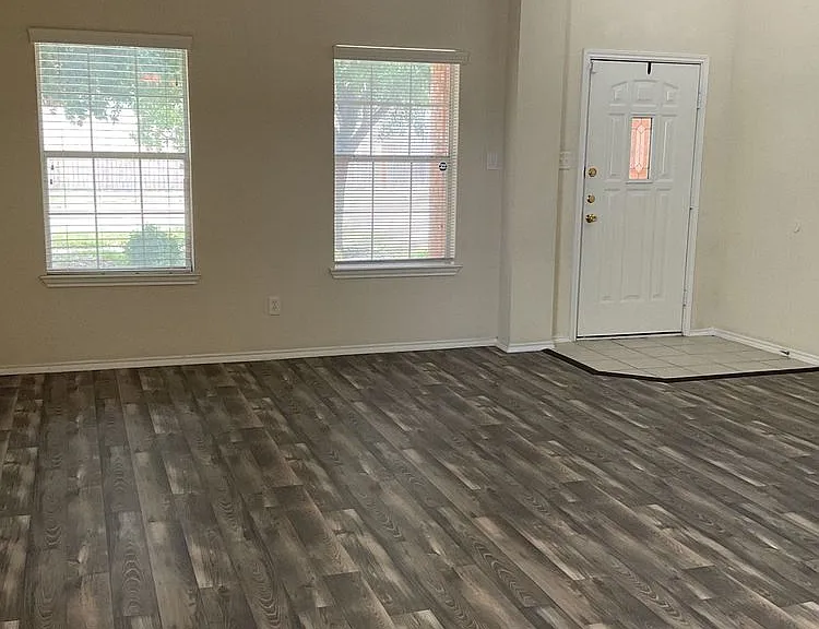 4302 Cessnock Dr — Photo 11