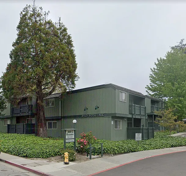 Rosedale Apartments — Photo 13