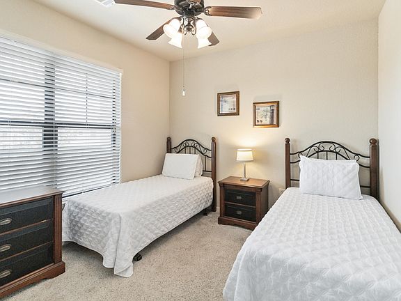 5th image of 901 Charo Pkwy Unit 1-735