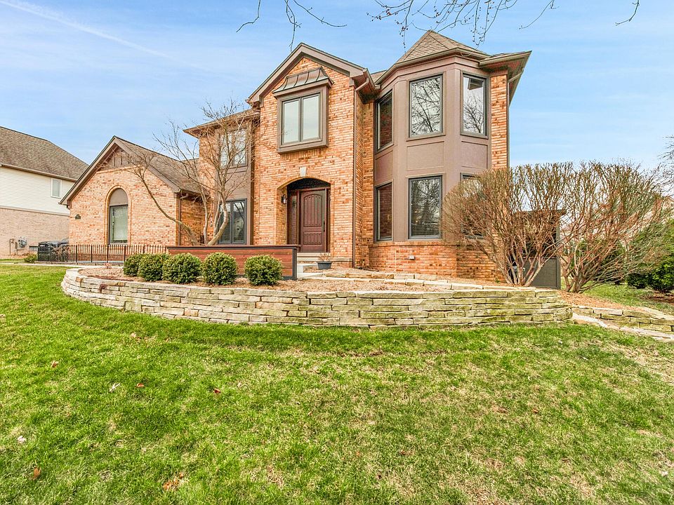 1st image of 48770 Quail Run Dr S