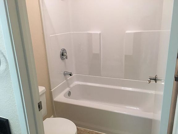 5th image of 705 San Conrado Ter Unit 2