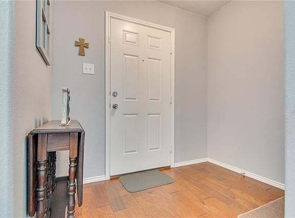 5th image of 10204 Fossil Valley Dr