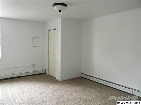 5th image of 1315 E Washington Ave