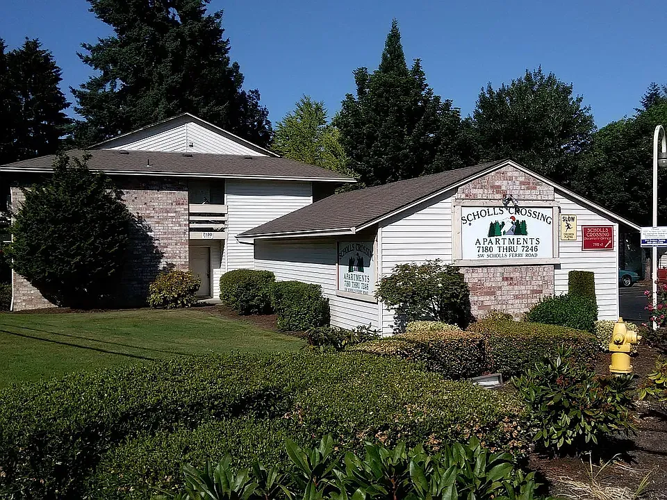 Scholls Crossing Apartments