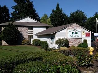 Scholls Crossing Apartments, Beaverton, OR 97008