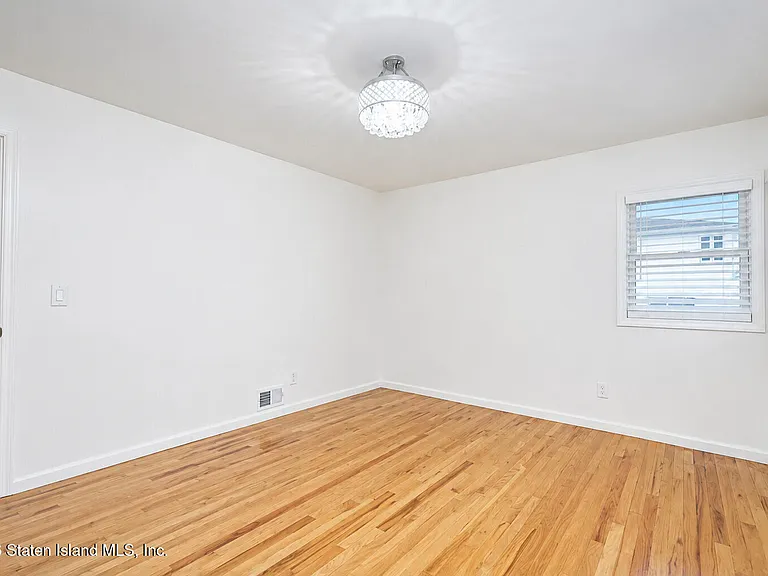 668 Sheldon Ave — Photo 34