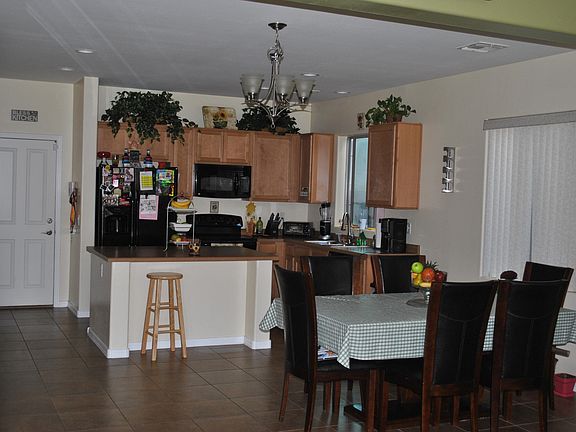 2nd image of 41201 W Parkhill Dr