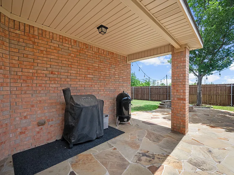 5701 Paluxy Sands Trl — Photo 33
