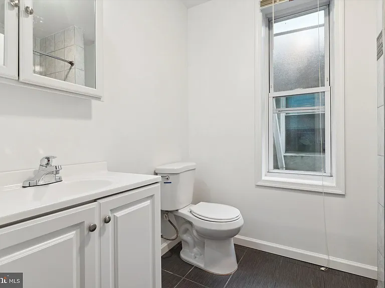 1723 N Willington St — Photo 13
