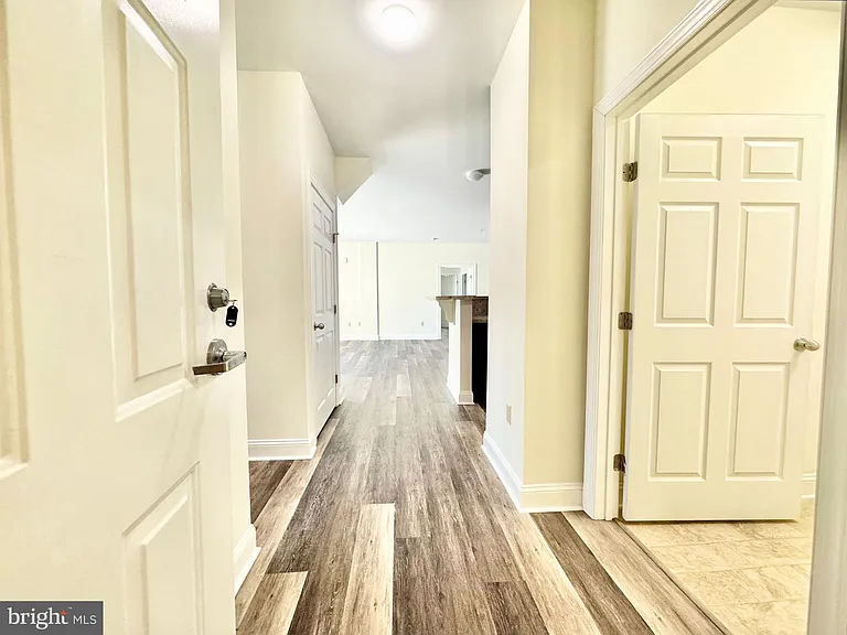 1665 Kenton Rd #101 — Photo 6