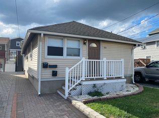 231 3rd Ave, Manasquan, NJ 08736