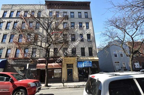 2nd image of 2403 Cambreleng Ave APT 2B