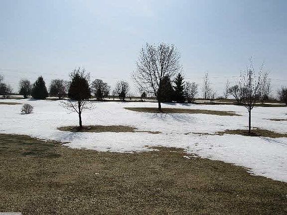2nd image of 1888 Vierling Drive