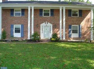 568 Watford Ln, Berwyn, PA 19312