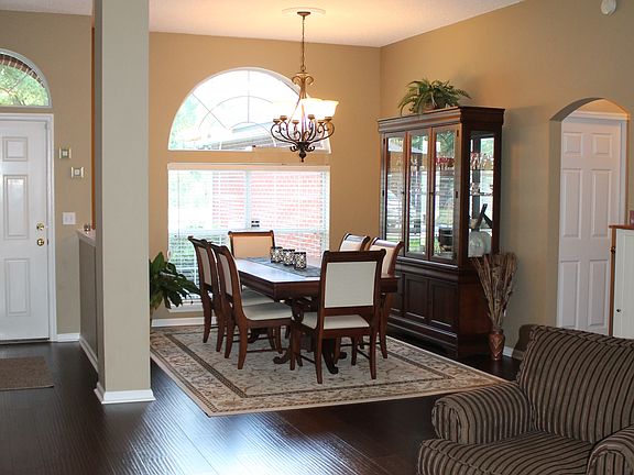 Beautiful Formal Dining 