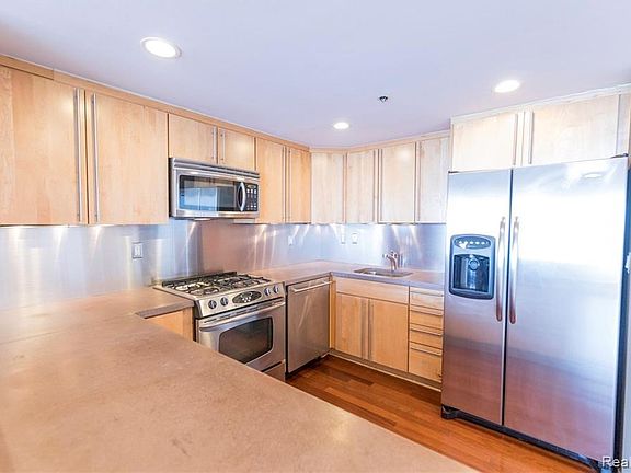 5th image of 250 E Harbortown Dr APT 116