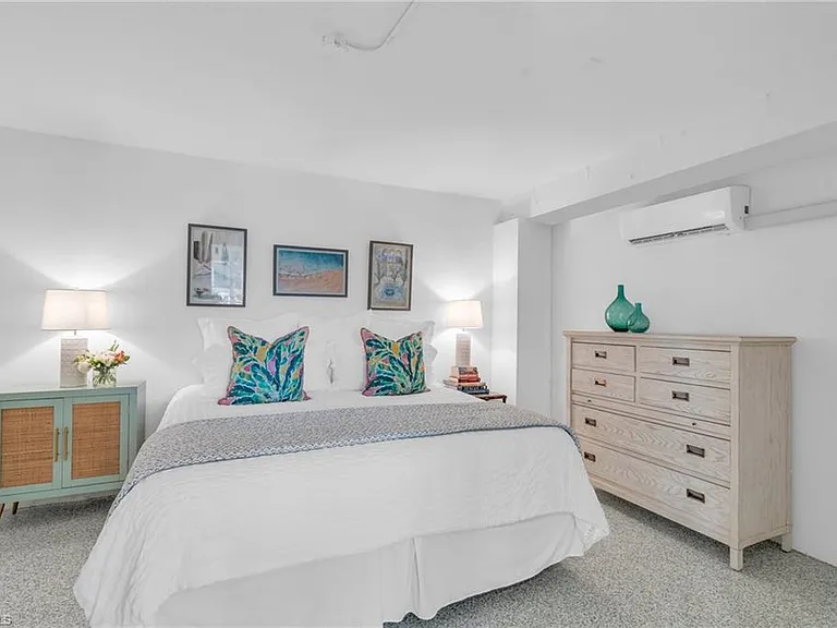 27725 Forester Dr — Photo 39