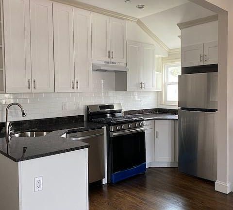 4th image of 117-49 165th St #2