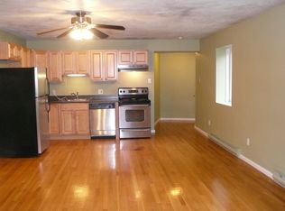 17 Cleveland Pl APT 25, Gloucester, MA 01930