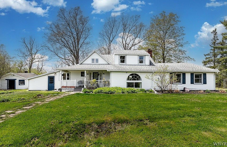 1st image of 3179 W River Rd
