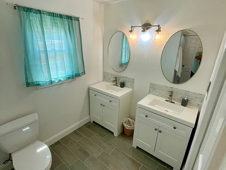 3104 W Avenue T — Photo 6