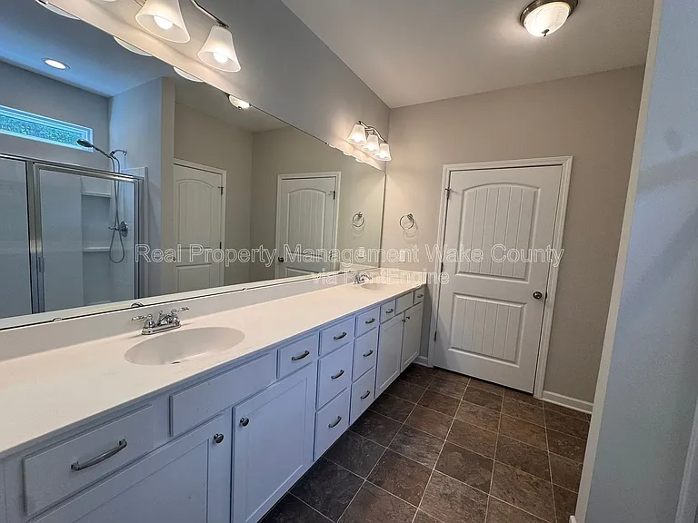 101 Benning Hills Pl — Photo 23