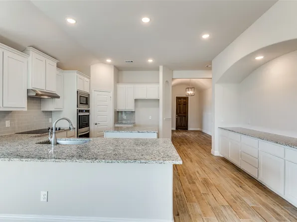 846 Shadow Valley Rd, Collinsville, TX 76233