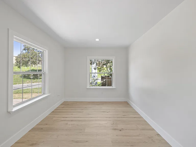 1804 Northwood Rd — Photo 10
