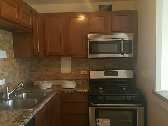 4th image of 1451 E 55th St APT 323N