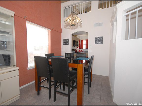 3rd image of 7425 Umbria Dr