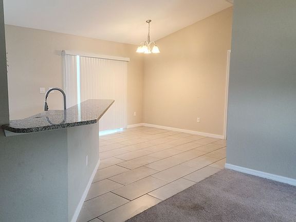 2nd image of 3 Pine Radial Dr