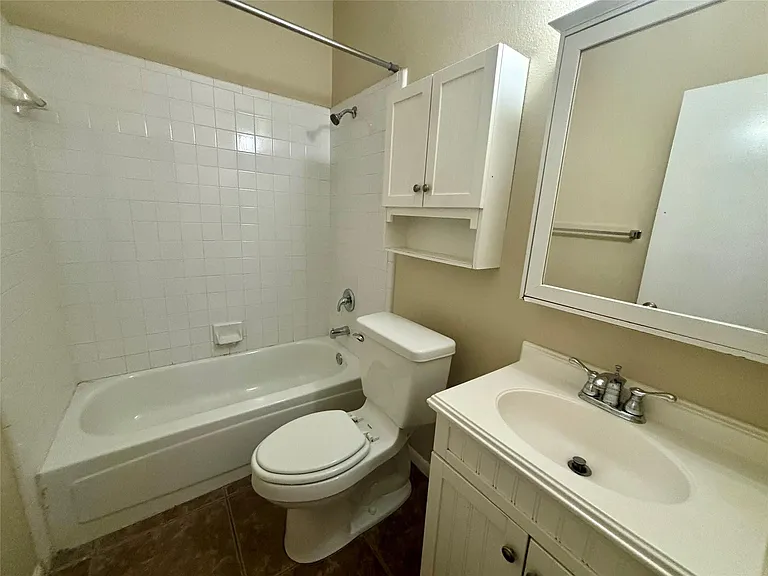 2915 Roxboro Rd — Photo 11